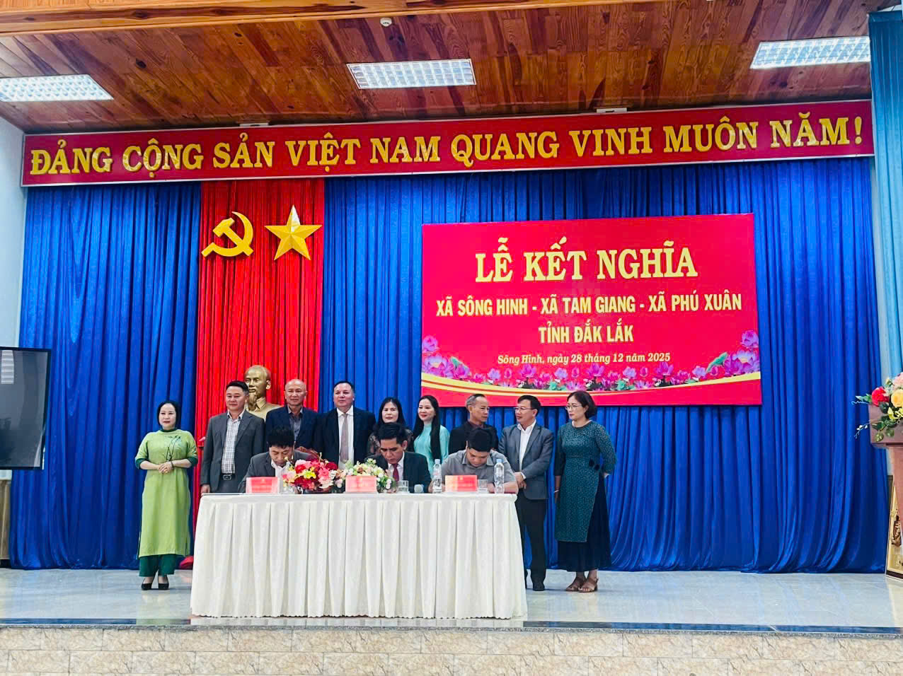 z7373626291343_0e03eee796d7b26a8ff90cd99d6a8e24